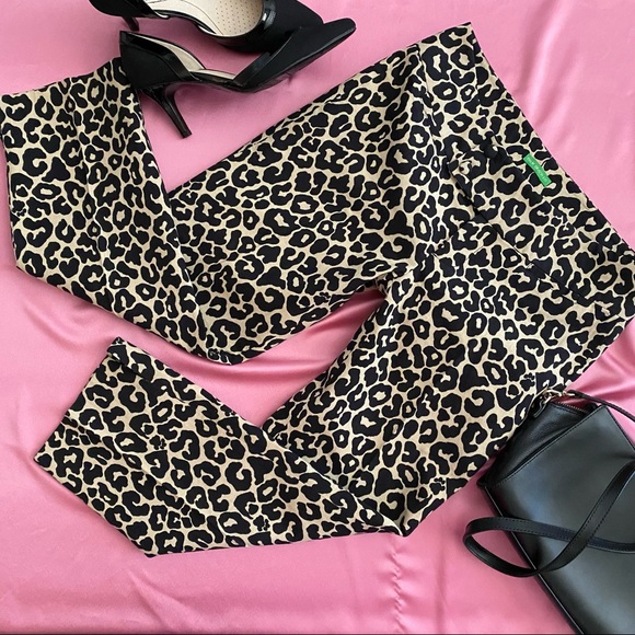 Lilly Pulitzer Hidden Paw Print Palm Beach Collection Animal Print Capri… - Picture 3 of 16
